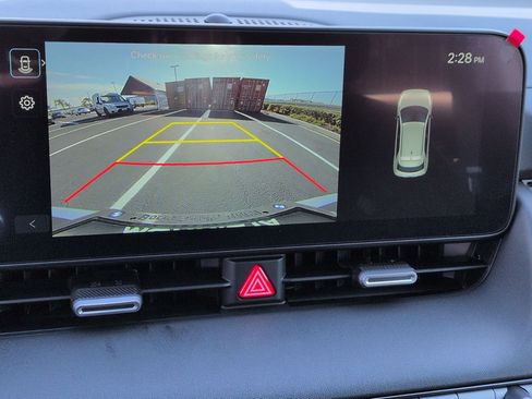 Used 2025 Hyundai Ioniq 5 SE image 25