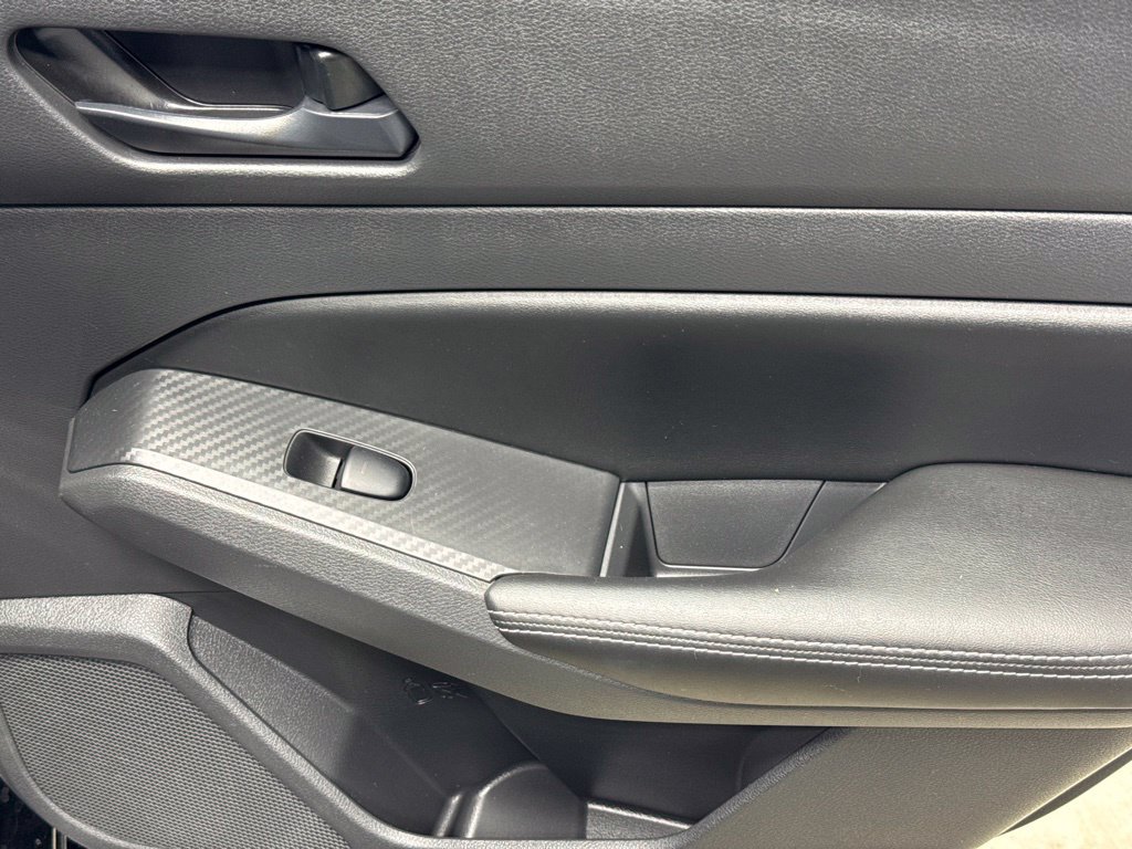 Used 2024 Nissan Altima 2.5 SV FWD image 20