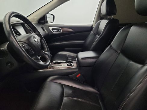 Used 2019 Nissan Pathfinder Platinum AWD/4WD image 17