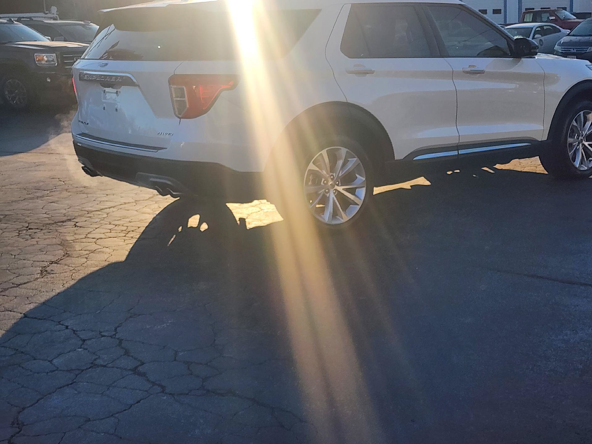 Used 2016 Ford Explorer Sport w/ Equipment Group 401A AWD/4WD image 5
