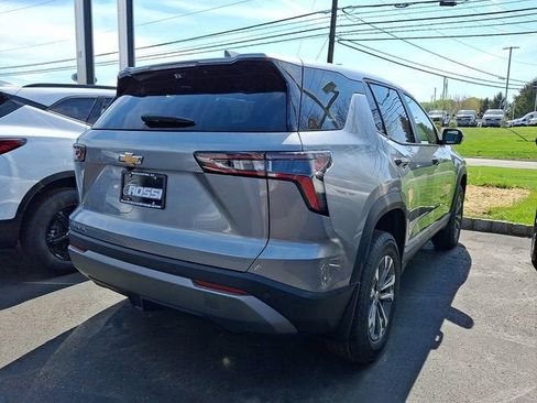 New 2026 Chevrolet Equinox LT w/ Safety and Technology Package FWD image 4