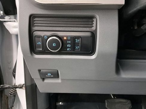 Used 2024 Ford F250 XLT AWD/4WD image 39