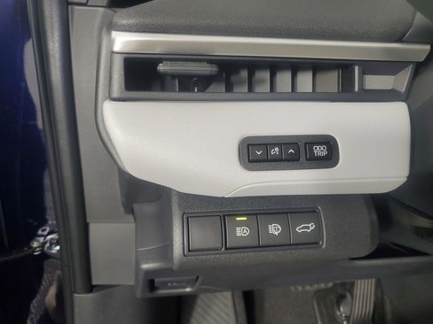 New 2026 Subaru Solterra Premium image 23