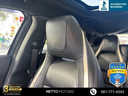 Used 2017 INFINITI QX30 Sport w/ Sport Leather Package image 35