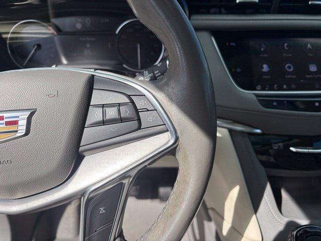 Used 2020 Cadillac XT5 Premium Luxury w/ LPO, Floor Liner Package FWD image 34