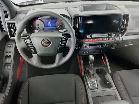 New 2026 Nissan Frontier PRO-4X w/ Pro-4x Convenience Package AWD/4WD image 18