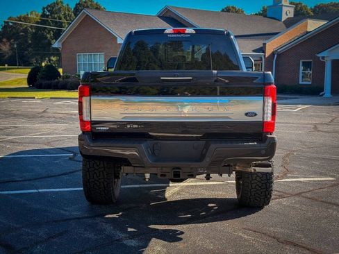 Used 2017 Ford F350 Platinum w/ Platinum Ultimate Package AWD/4WD image 4