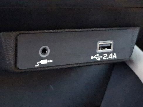 Used 2025 Subaru Forester image 27