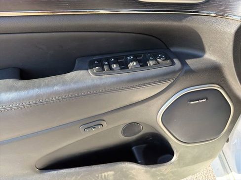 Used 2018 Jeep Grand Cherokee High Altitude image 20