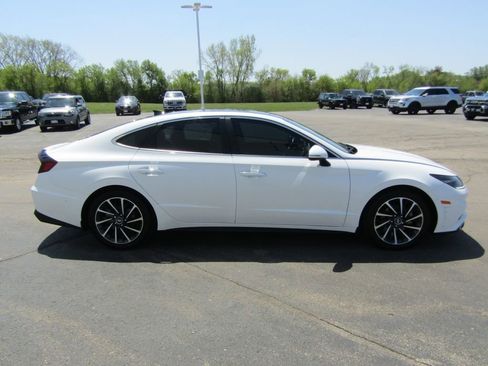 Used 2022 Hyundai Sonata Limited FWD image 6