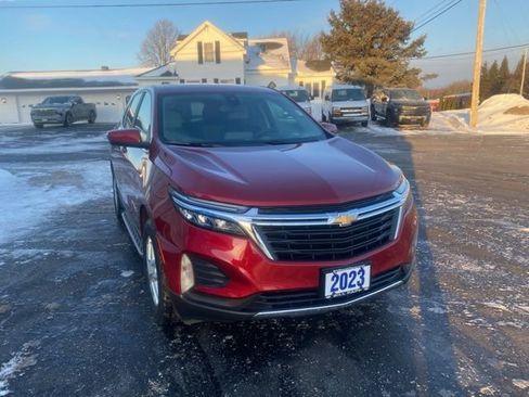 Used 2023 Chevrolet Equinox LT image 7
