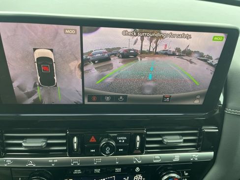 New 2026 Nissan Pathfinder Platinum w/ Cargo Package image 15