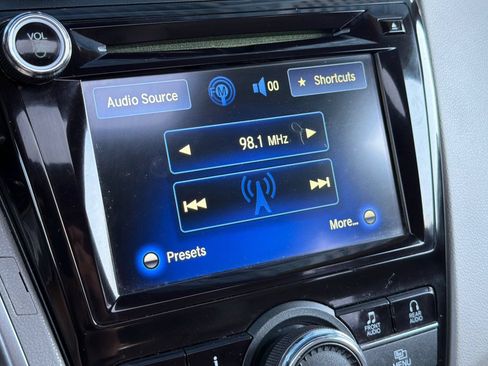 Used 2016 Honda Odyssey EX-L image 18