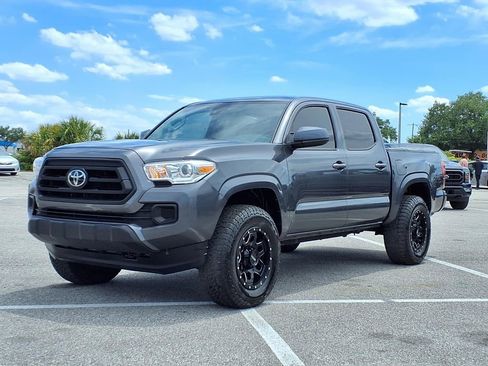 Used 2021 Toyota Tacoma SR AWD/4WD image 3