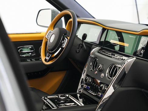 New 2026 Rolls-Royce Cullinan image 34