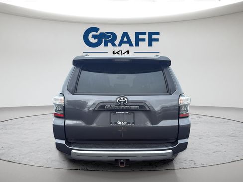 Used 2020 Toyota 4Runner TRD Off-Road Premium w/ Moonroof Package AWD/4WD image 6