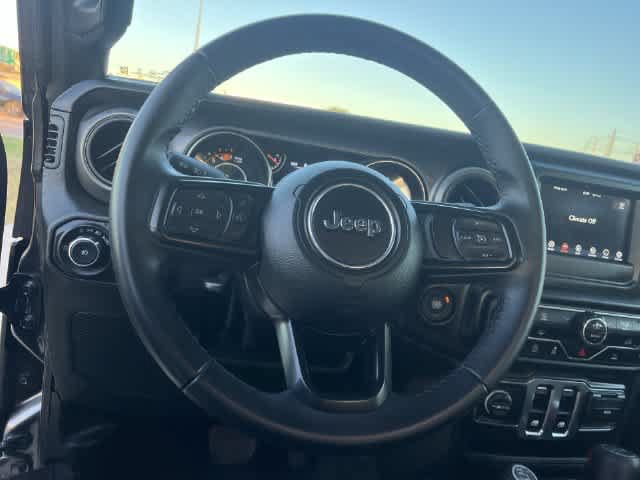 Used 2022 Jeep Wrangler Sport AWD/4WD image 17