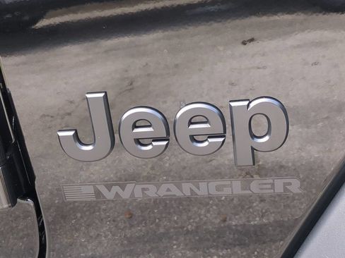 Used 2024 Jeep Wrangler Unlimited Sport AWD/4WD image 32