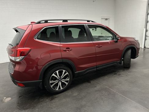 Used 2023 Subaru Forester Limited w/ Popular Package #2 AWD/4WD image 9