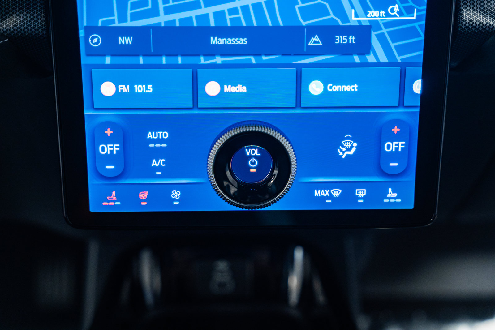 Certified 2025 Ford Mustang Mach-E GT AWD/4WD image 25