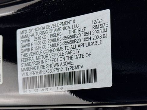 Used 2025 Honda Pilot Black Edition image 34