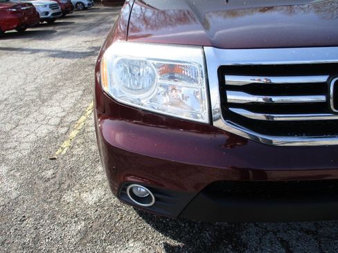 Used 2014 Honda Pilot Touring image 27