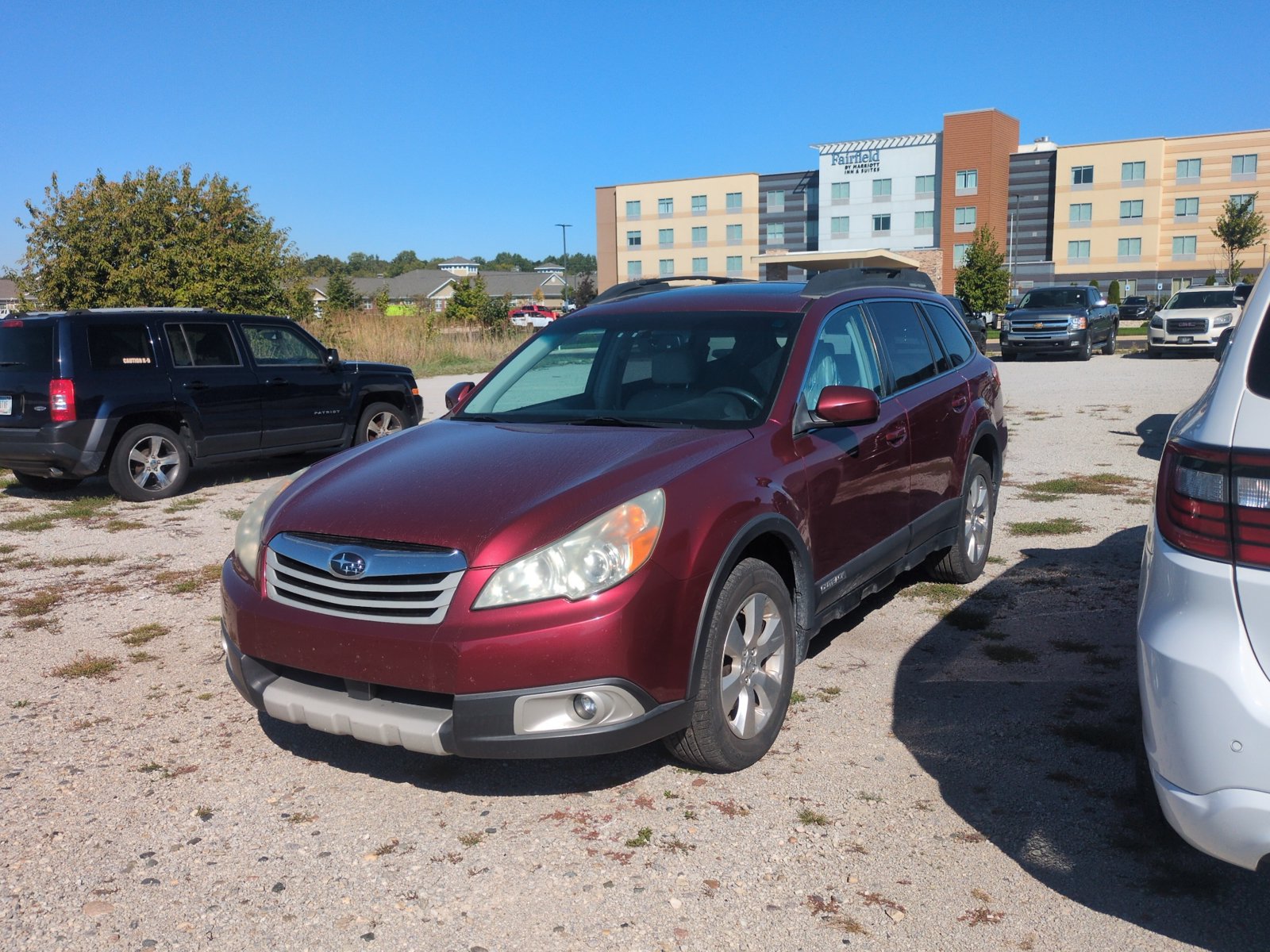 Used 2011 Subaru Outback 3.6R Limited w/ PWR Moonroof Pkg AWD/4WD image 1