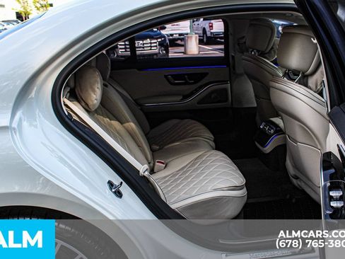 Used 2023 Mercedes-Benz S 580 4MATIC Sedan w/ AMG Line image 18