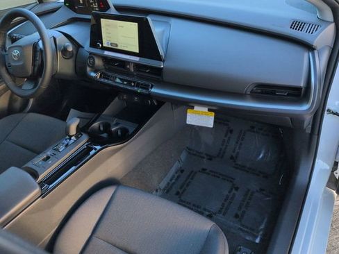 Certified 2026 Toyota Prius LE image 30