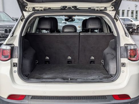 Certified 2018 Jeep Compass Latitude w/ Popular Equipment Group image 5