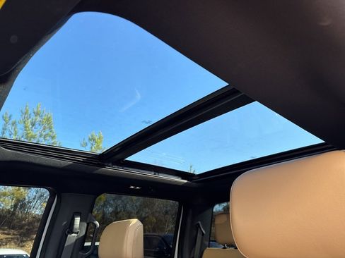 Used 2025 Ford F450 Lariat w/ FX4 Off-Road Package image 3