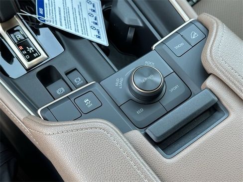 New 2026 Toyota Grand Highlander AWD Hybrid image 24