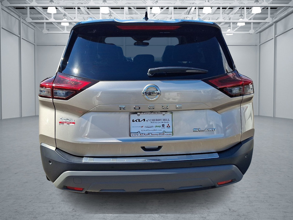 Used 2021 Nissan Rogue SL w/ Premium Package AWD/4WD image 4