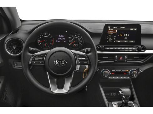 Used 2021 Kia Forte LXS FWD image 4