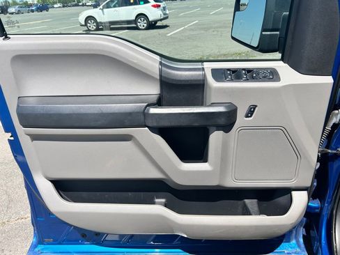 Used 2017 Ford F150 XL w/ Equipment Group 101A Mid AWD/4WD image 20