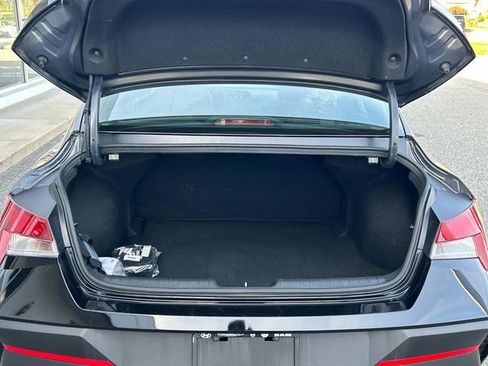 Used 2025 Hyundai Elantra Sport w/ Cargo Package image 12