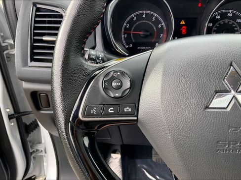 Used 2022 Mitsubishi Outlander Sport LE FWD image 23
