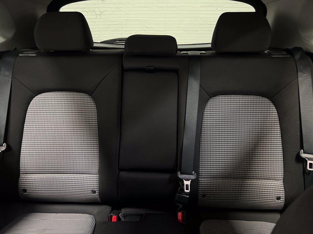 Used 2019 Hyundai Kona SEL FWD image 26