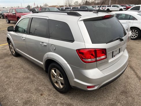 Used 2012 Dodge Journey SXT w/ Popular Equipment Group image 9