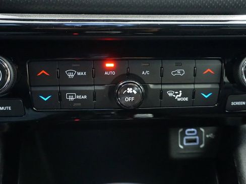 New 2026 Jeep Compass Latitude image 48