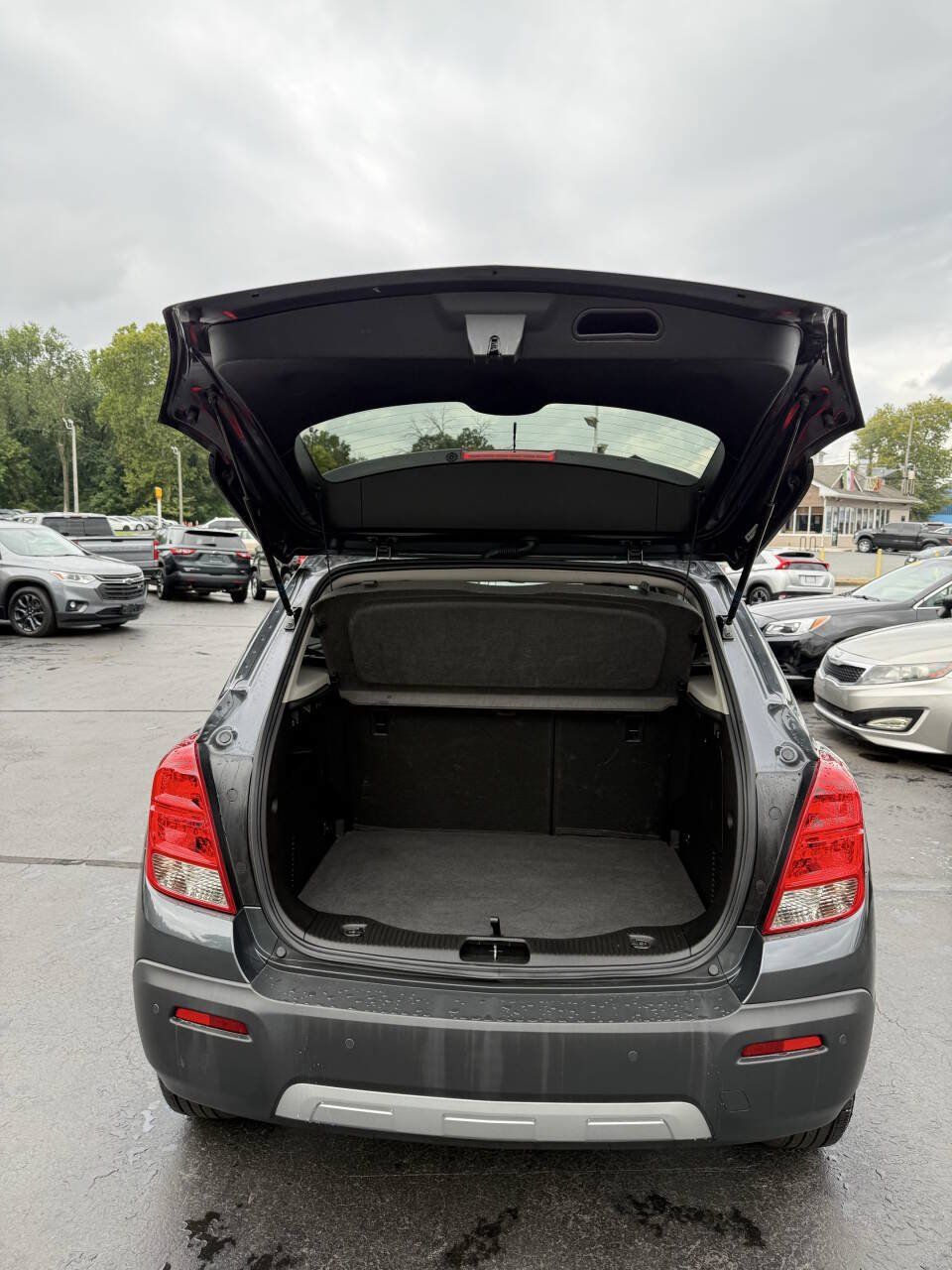 Used 2016 Chevrolet Trax LT w/ LT Sun and Sound Package AWD/4WD image 15