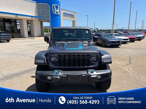 Used 2024 Jeep Wrangler Unlimited Rubicon 4xe AWD/4WD image 2