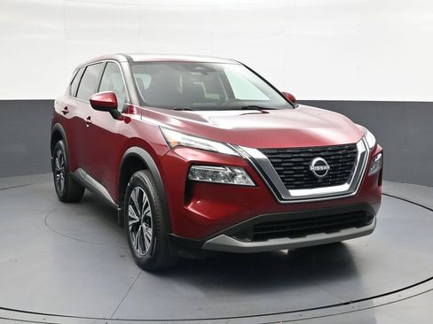 Used 2023 Nissan Rogue SV FWD image 1
