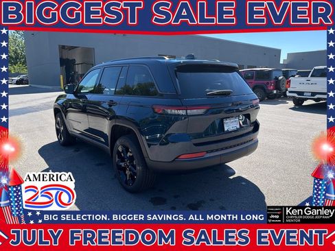 New 2026 Jeep Grand Cherokee Limited w/ Limited Altitude Package AWD/4WD image 5