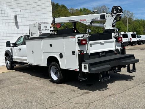 New 2025 Ford F550 4x4 Supercab Super Duty image 39