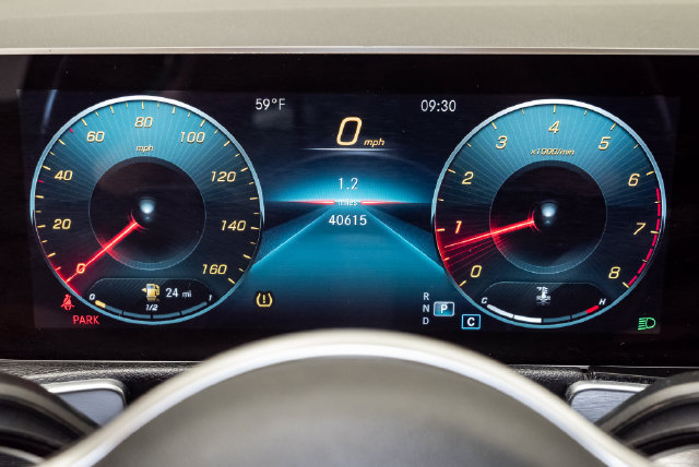 Used 2021 Mercedes-Benz GLB 250 4MATIC image 12