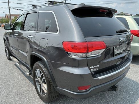 Used 2017 Jeep Grand Cherokee Limited w/ Luxury Group II AWD/4WD image 4