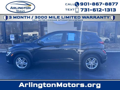 Used 2023 Hyundai Kona SE image 1