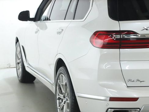 Used 2022 BMW X7 xDrive40i w/ Premium Package AWD/4WD image 46