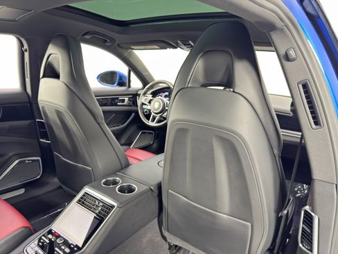 Used 2019 Porsche Panamera 4 Executive w/ Premium Package Plus image 39